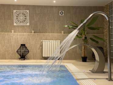 Spa bassin detente La Lune de Mougins Hôtel & Spa à Mougins, Côte d’Azur
